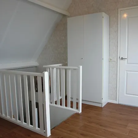 Nyaraló Grutterai *